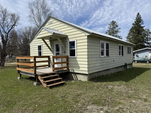 412 4th St NW, Big Falls, MN 56627