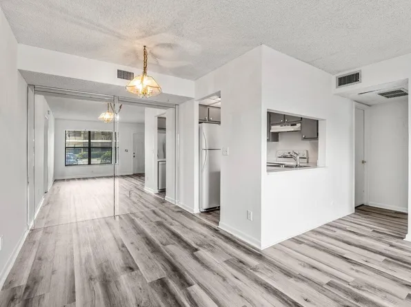 10029 Winding Lake Road #101, Sunrise, FL 33351