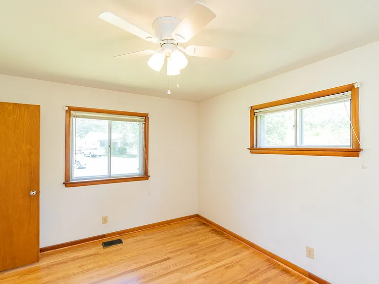 1214 Echo Dr — Photo 29