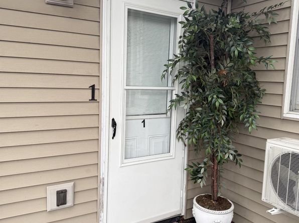 30 Orinoco Dr APT 1