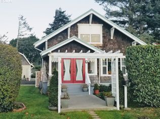 1915 Myrtle St, North Bend, OR 97459