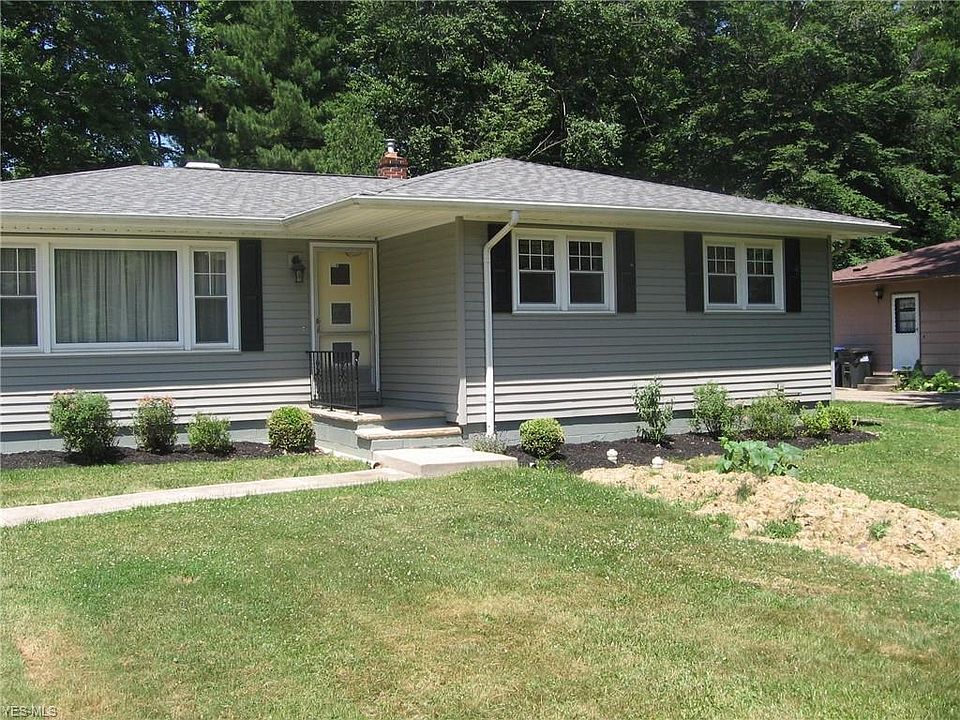 1st image of 1118 Gary Blvd
