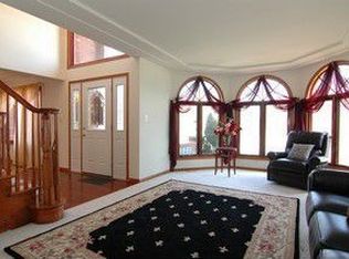 3825 Janis Dr, Richton Park, IL 60471