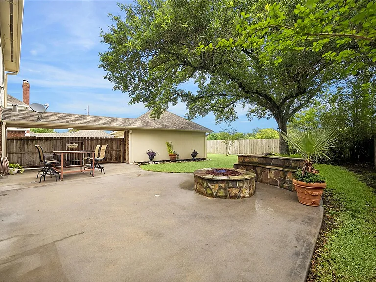 16715 Colony Terrace Dr — Photo 29