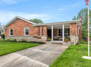 518 Pinoak Dr, Nicholasville, KY