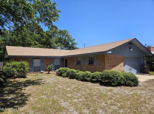 2445 Randall Dr, Biloxi, MS 39531