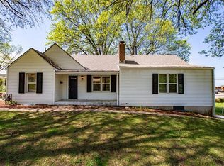 11335 Highridge Dr, Independence, MO 64052