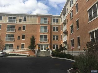 106 Terrace Ave #0, Rochelle Park, NJ 07662