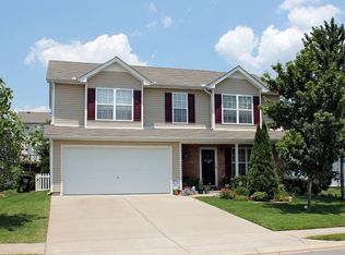 1130 Geneil Ln, La Vergne, TN 37086