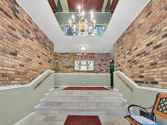 2nd image of 430 Home Ave APT 208S