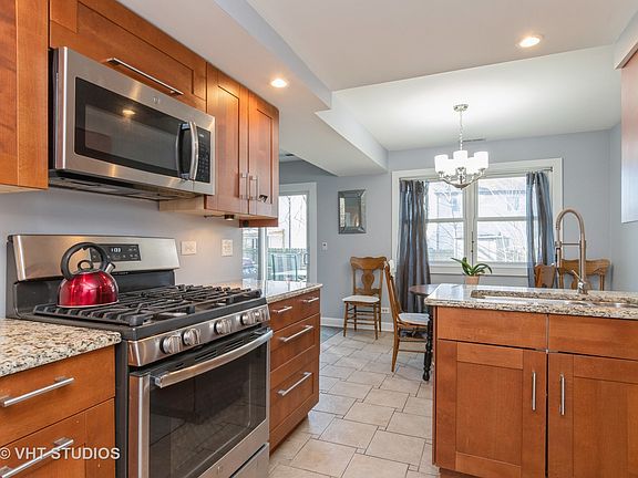 5th image of 3950 Sandpiper Dr