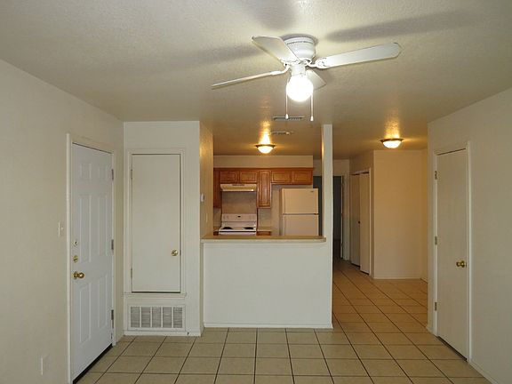 5th image of 4208 Gus Dr APT A