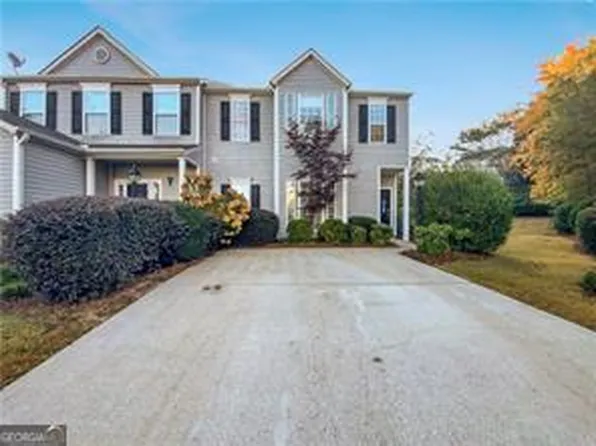 1533 Gathering Pl, Cumming, GA 30040