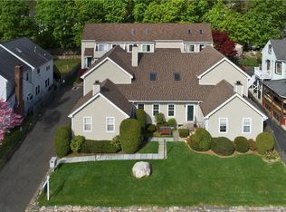 101 Seaside Ave APT A, Stamford, CT 06902