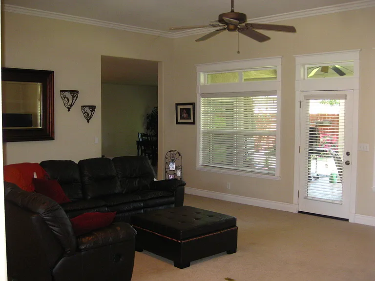 105 Sterling Oaks Dr — Photo 5