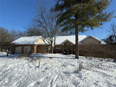 310 Hillcrest Dr NE, New Philadelphia, OH, 44663