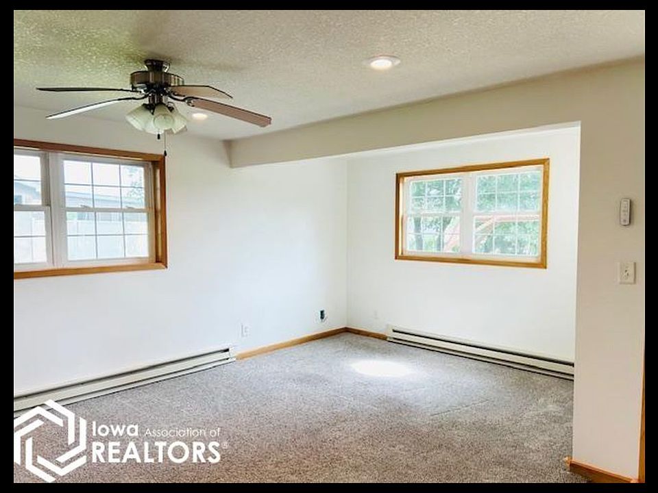 1st image of 147 Hillcrest Rdg