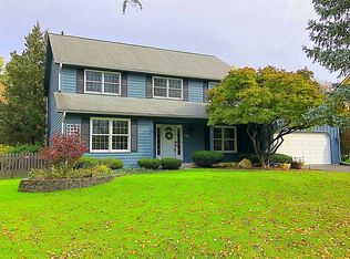 713 Cassin Rd, Naperville, IL 60565