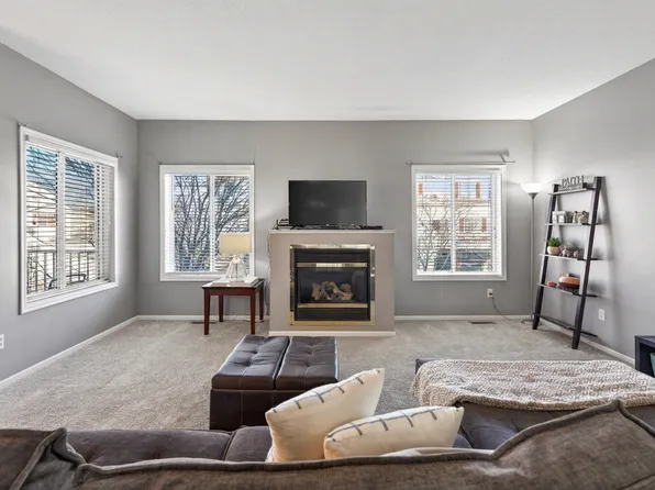 3564 Abercrombie Ln, Stillwater, MN 55082