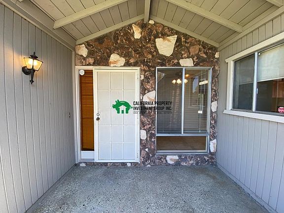 3rd image of 62 Park Vista Cir