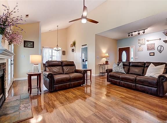 5th image of 9224 Twin Trail Dr