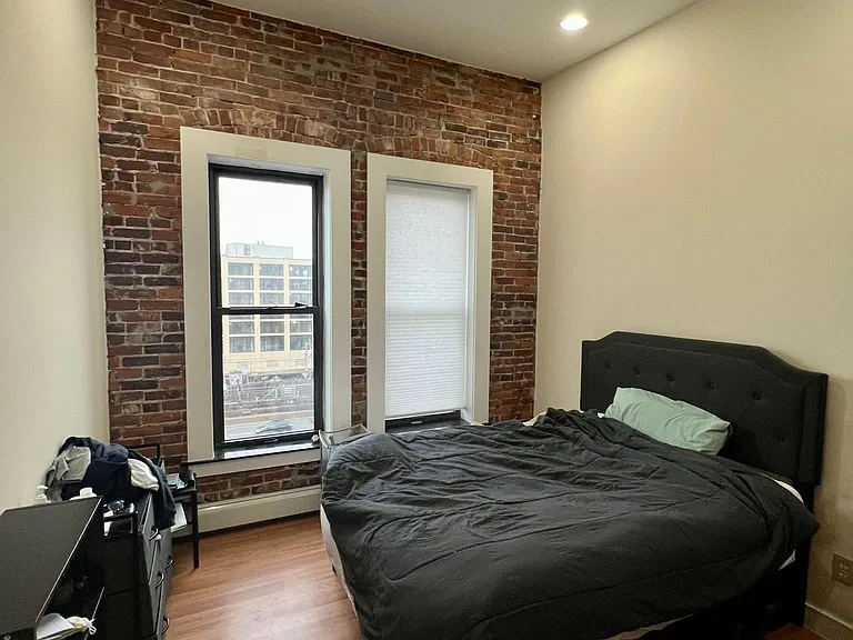 21 Cortes St #PENTHOUSE — Photo 11