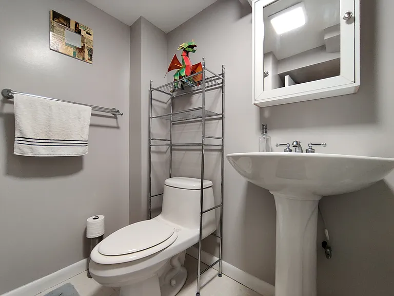 5837 Edgehill Dr #1 — Photo 15