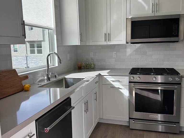 13895 Onyx Way — Photo 3