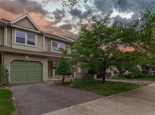 1225 Stanford Rd, Bethlehem, PA 18018