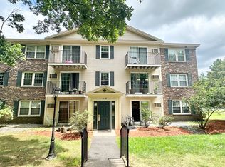 5-3 Autumn Leaf Dr #6, Nashua, NH 03060