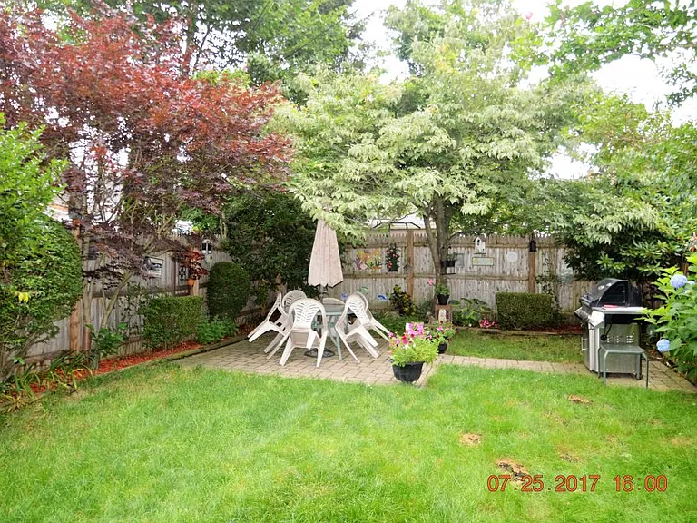 616 Thames St #2 — Photo 15