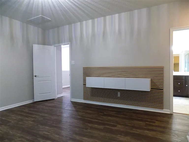 3702 Aubergine Springs Ln — Photo 15