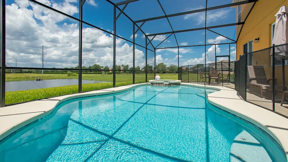 6 bed, 5.5 bath, 3150 sqft, $2,750 — Photo 2