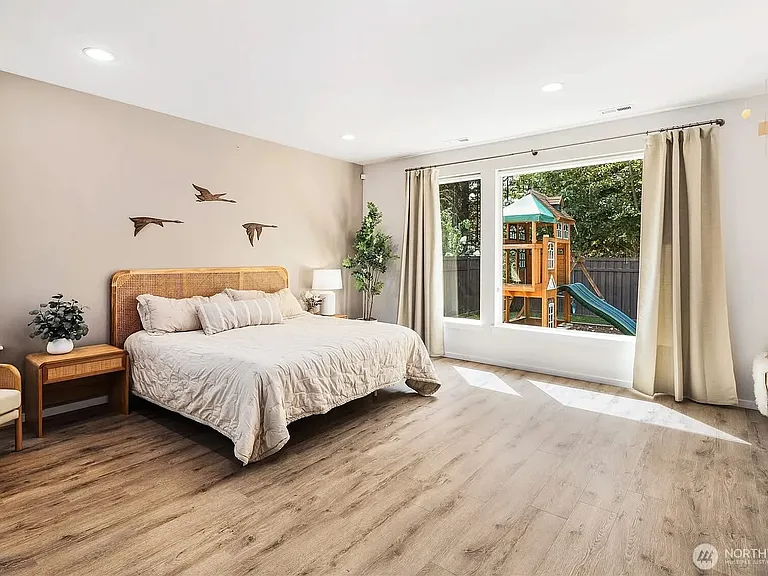 14512 Overlook Dr E — Photo 9