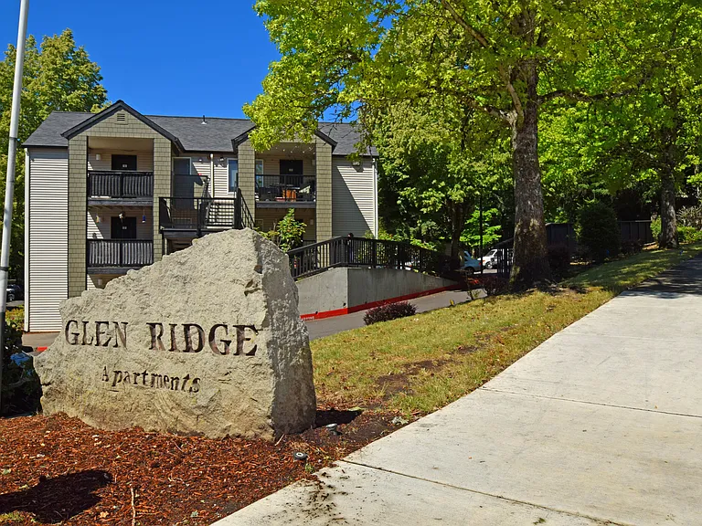 Glen Ridge — Photo 6