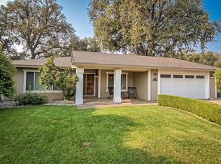 6986 Creekside St, Redding, CA 96001