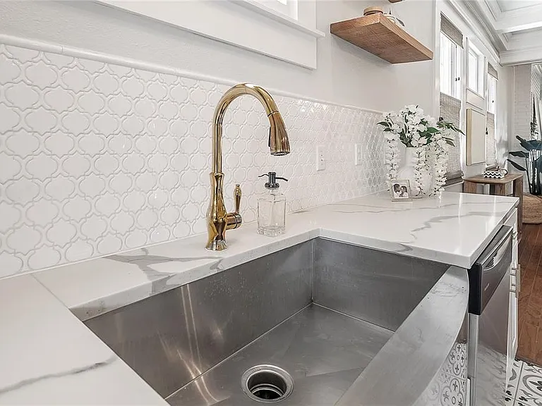 5301 N Central Ave — Photo 27