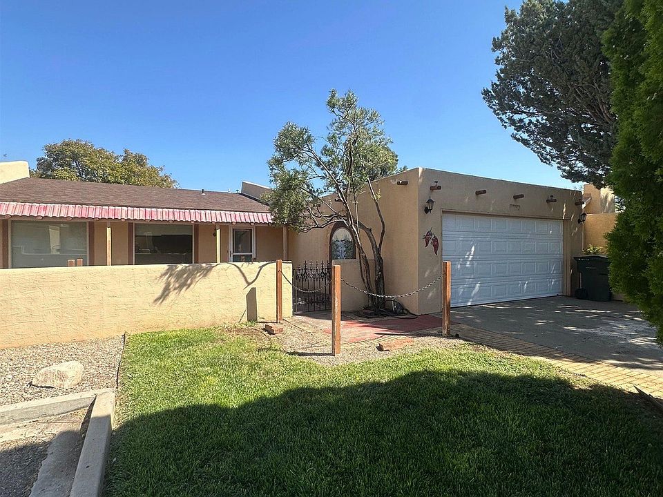 1st image of 31 Paseo Vlg
