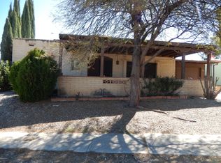 32 E La Espina, Green Valley, AZ 85614