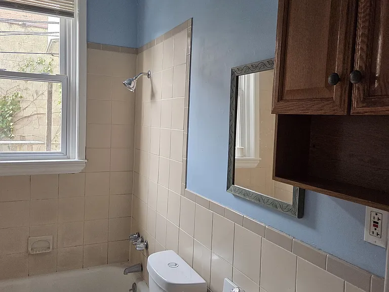 5222 Chestnut St #1R — Photo 18