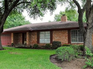 1004 W Lubbock St, Brenham, TX 77833