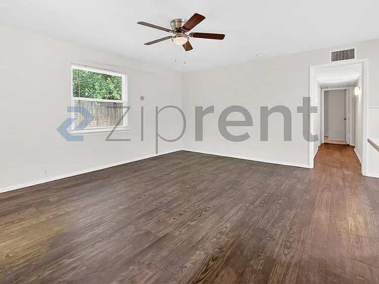 5020 Donnelly Ave #5022 — Photo 9