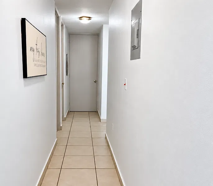3 bed, 2.5 bath, $2,200 — Photo 3