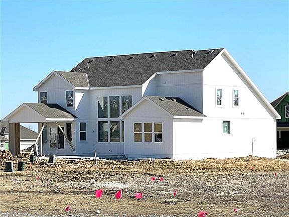 2nd image of 17412 Parkhill St