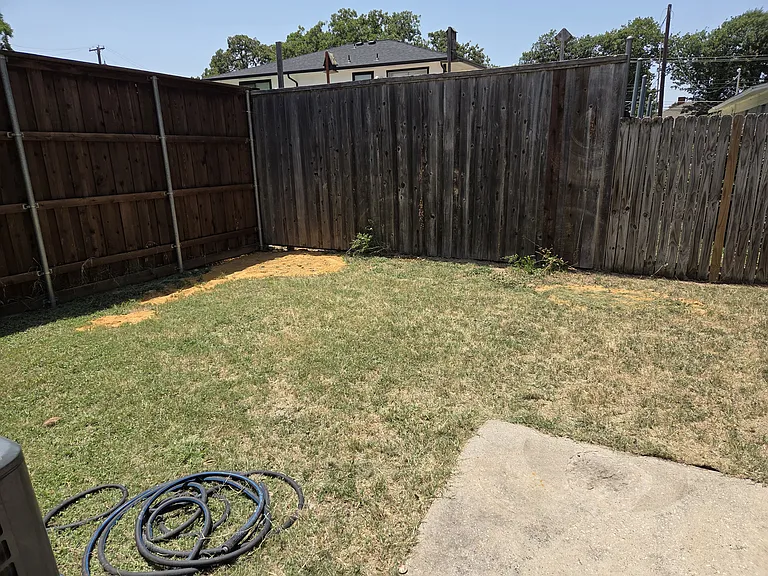 1307 Brady Dr — Photo 4