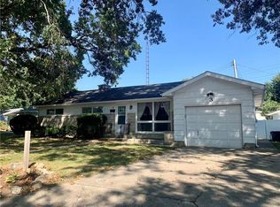 3 Janice Ave, Paris, IL 61944