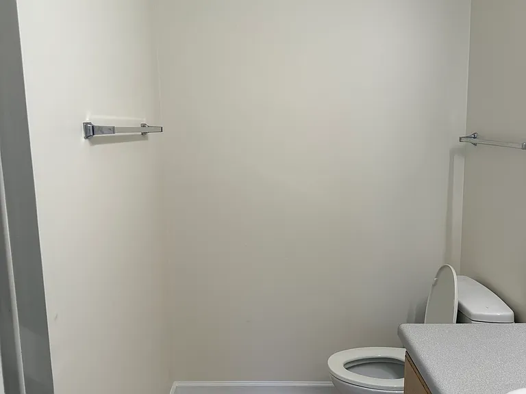 2 Crystal Oaks Ct #2 — Photo 8