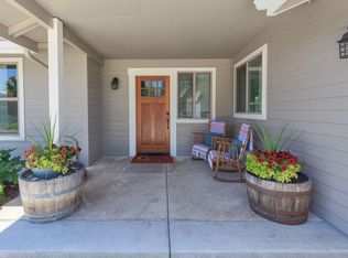 1138 SW Greenwood Ave, Grants Pass, OR 97526