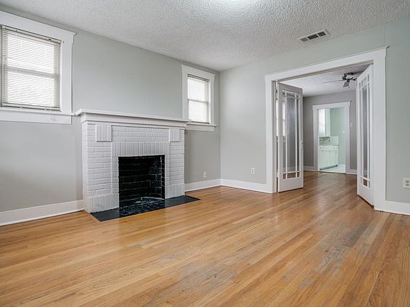 3rd image of 1305 Kings Hwy #1307.5