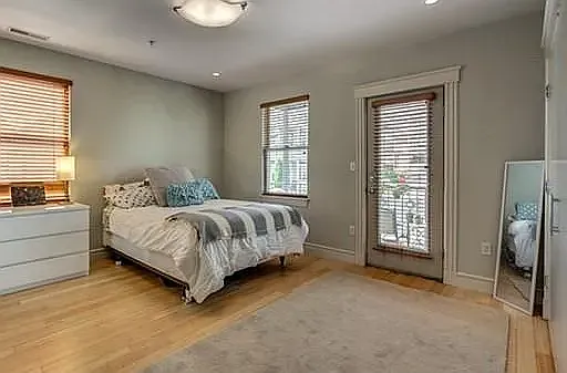 205 Washington St #4 — Photo 7